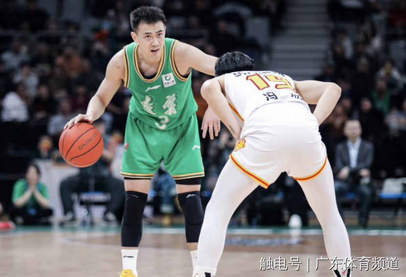 马赛客场惨败,遭遇连败势头难止 马赛客场惨败,遭遇连败势头难止