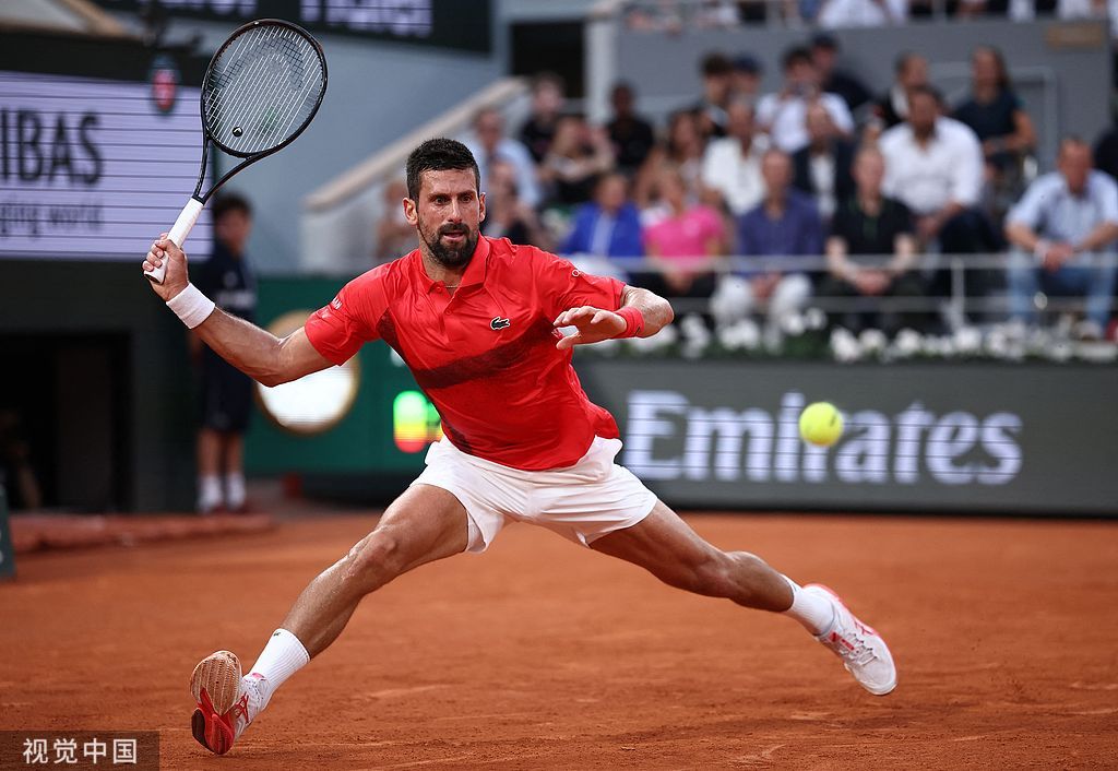 联合杯力克法网，德约科维奇扛起全队