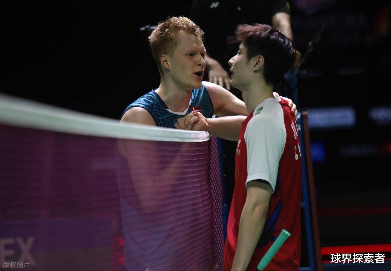 印尼队翻盘中国队，石宇奇点燃赛场