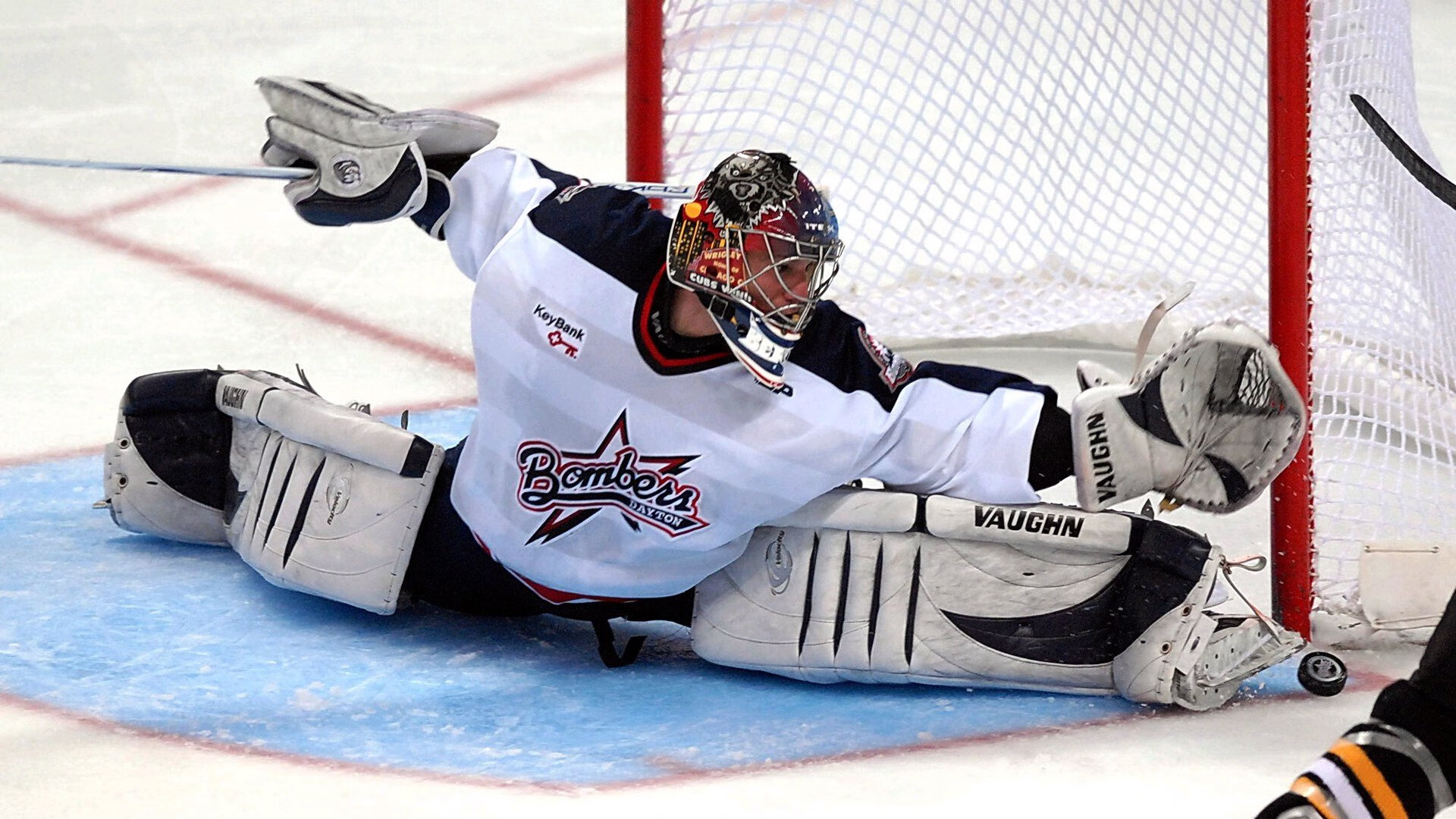 从巴斯克到美加墨，罗德里如何以钢铁意志跨越时空主宰赛场